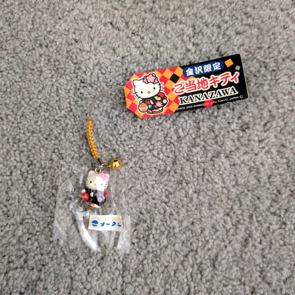 Hello Kitty charm
